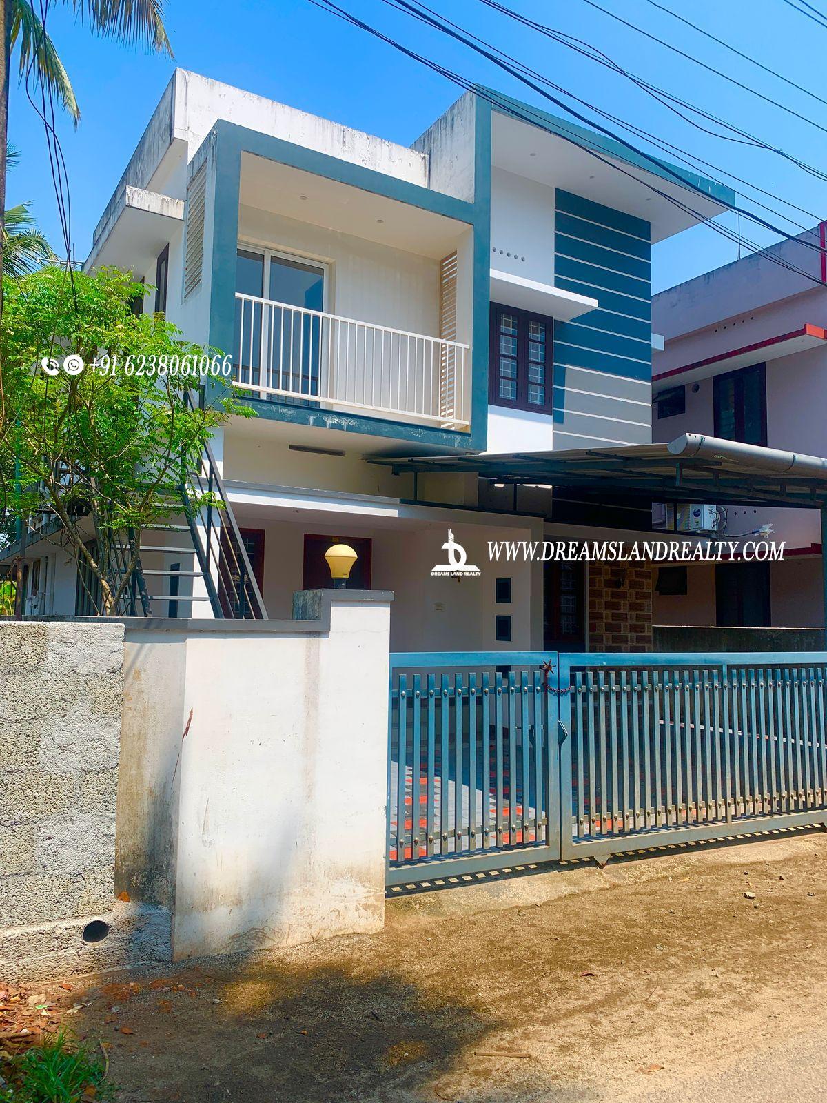 4BHK 1470sqft 4cents land in North Paravur
