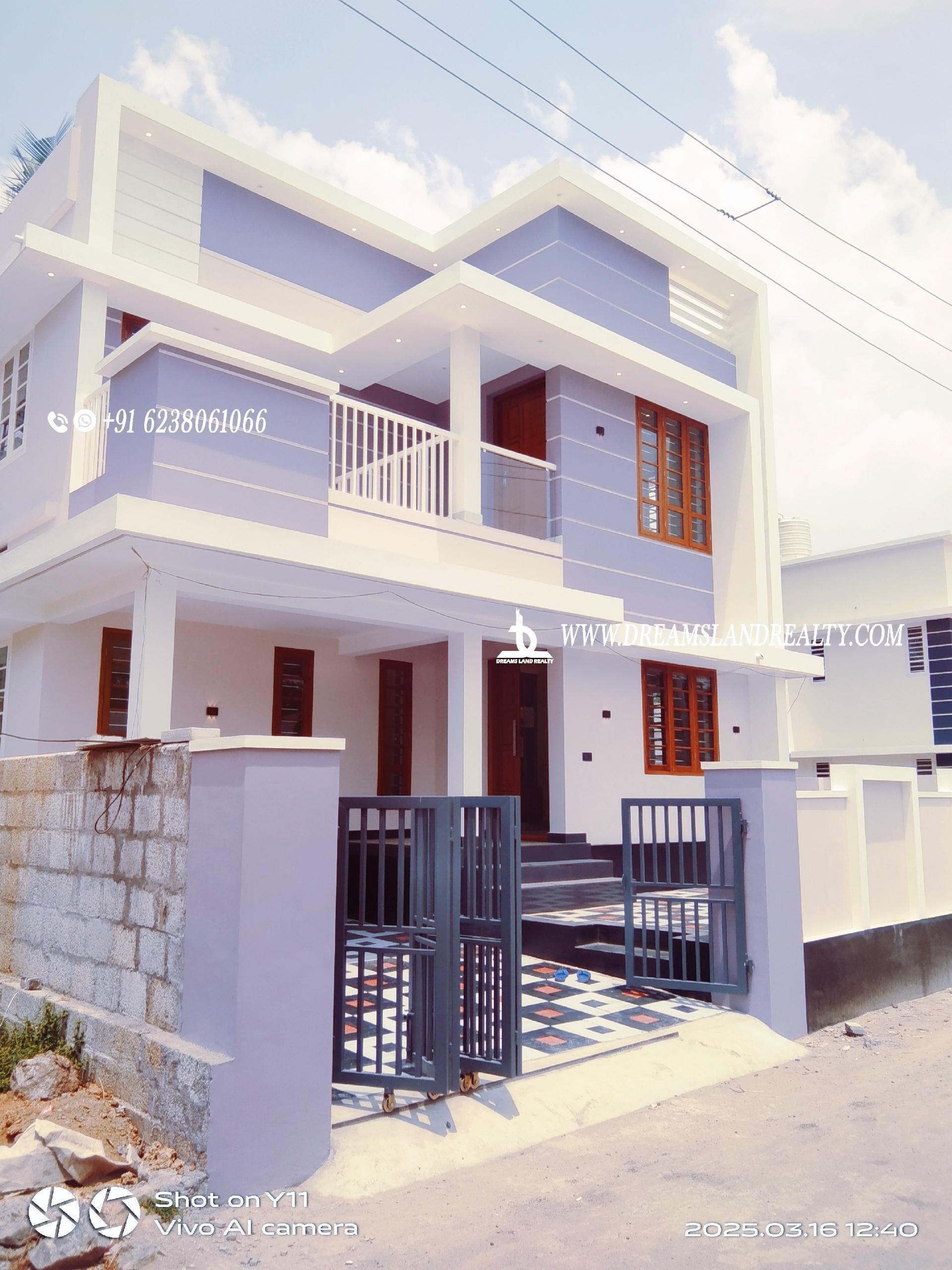 3 bhk new house. Thattapady